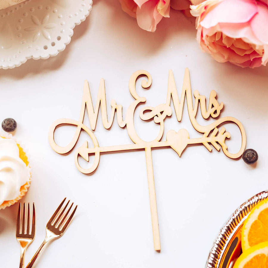 Mr and Mrs Cake Topper with Arrow